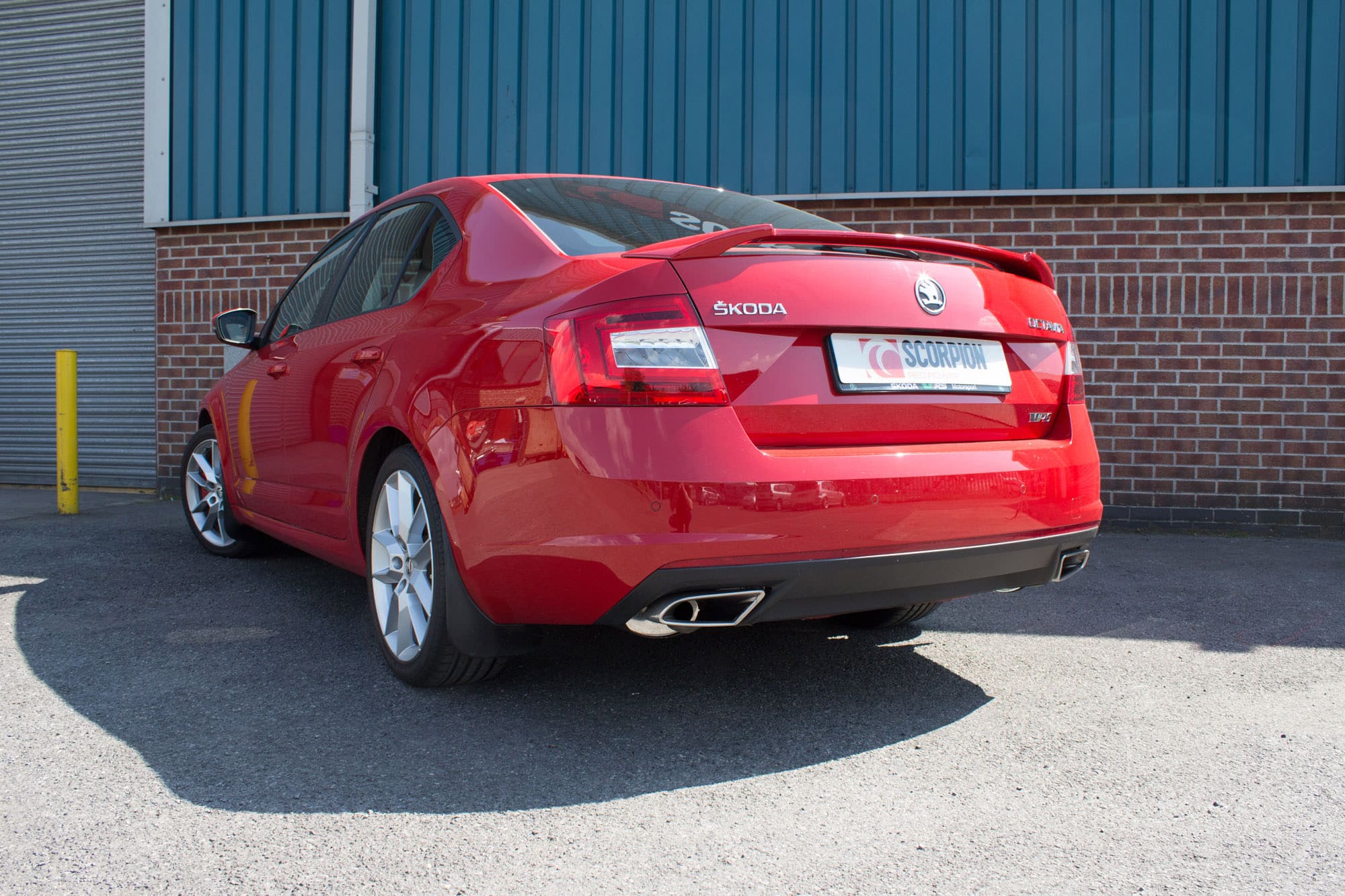 Skoda Octavia vRS 2.0 TFSi Non-resonated cat-back system - Scorpion