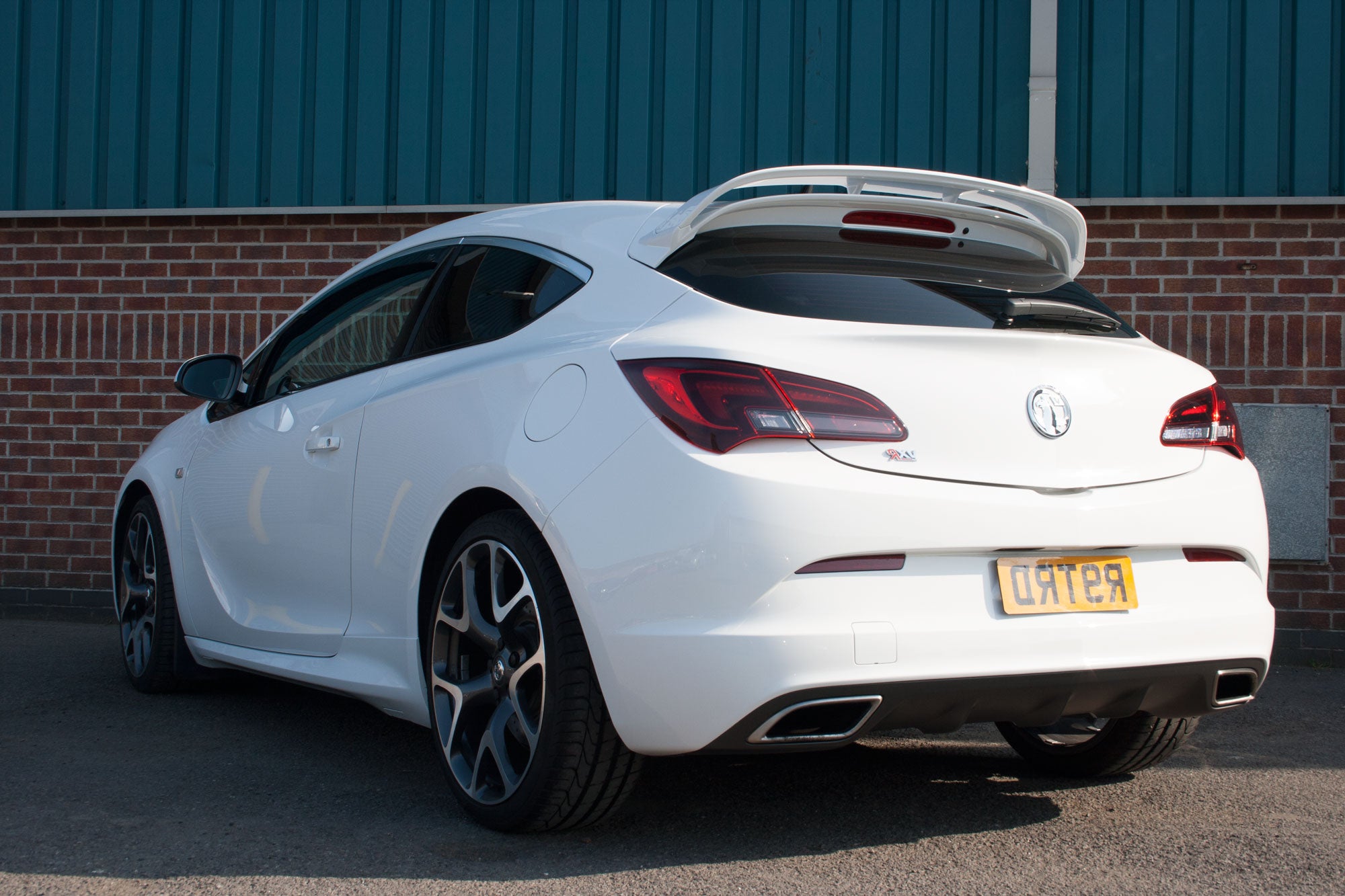 Vauxhall Astra J VXR Non GPF Model Only Non-resonated cat-back system - Scorpion